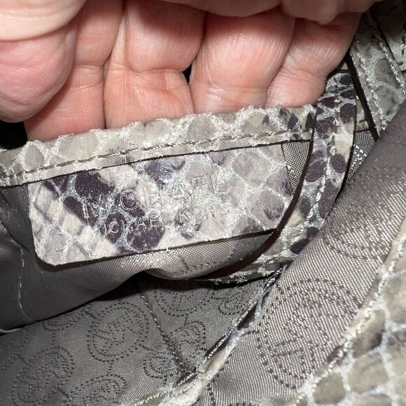 MICHAEL KORS Chain Python Leather JET SET Tote Hobo Convertible Shoulder Bag WIT - Picture 10 of 15